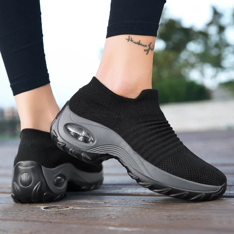 Women'S Walking Trainers Fashion Fly Weaving Sock Sneakers Breathable Comfortable Nursing Shoes Casual Platform Loafers Non-Slip
