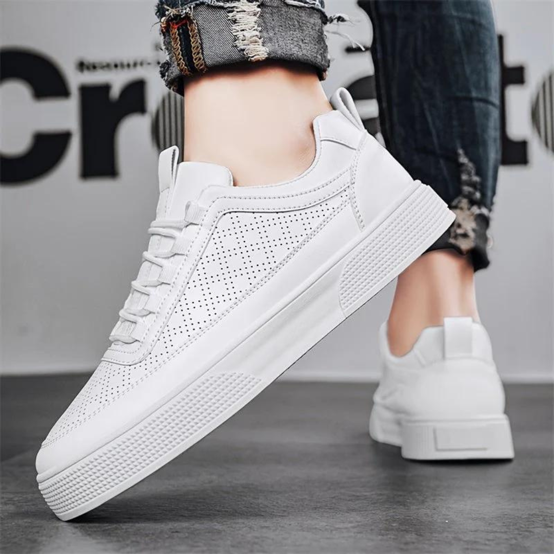 UrbanEase Men's Casual Sneakers